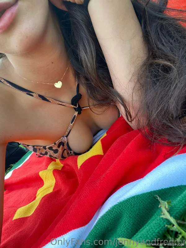 Jenny A — Jenny A — 33 fotos — OnlyFans Photos