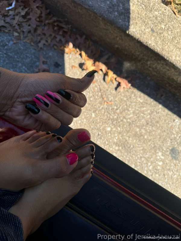 Jerrika Jacuzzi — Jerrika Jacuzzi — 18 fotos