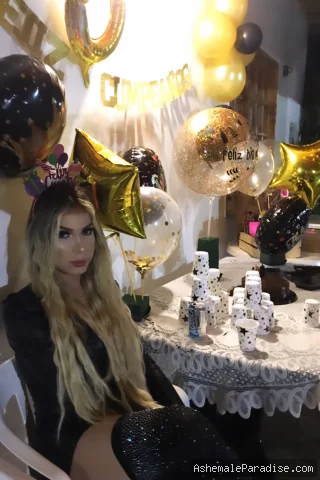 Jhenna Greey