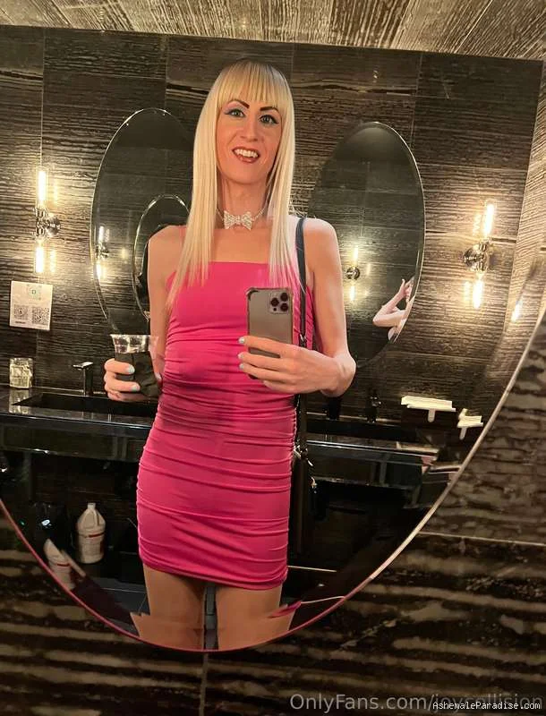 Joy Collision — Joy Collision — 34 fotos — OnlyFans Photos