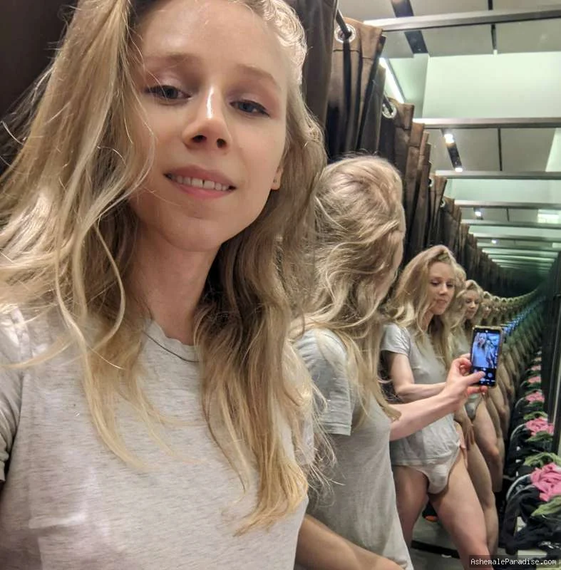 Julia Jane — Julia Jane — 35 fotos — OnlyFans Photos