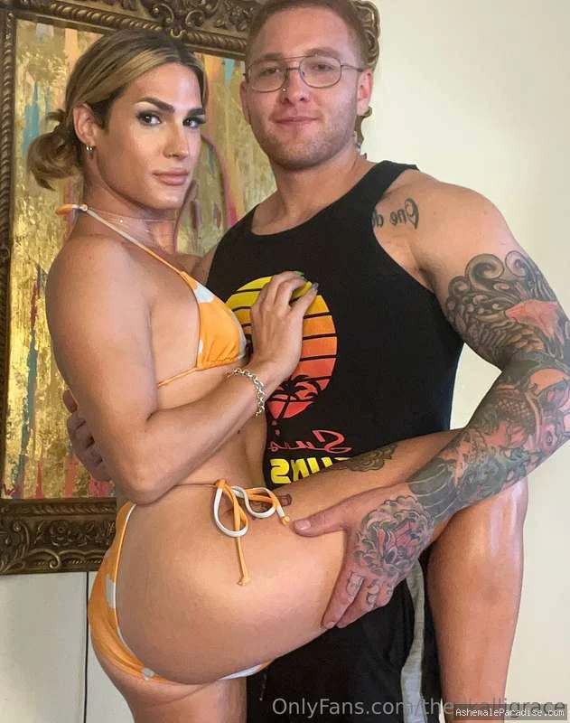 Kalli Grace — Kalli Grace — 29 fotos — OnlyFans Photos