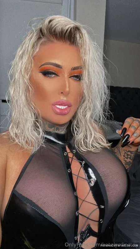 Katelyn Findlay — Katelyn Findlay — 32 fotos — OnlyFans Photos