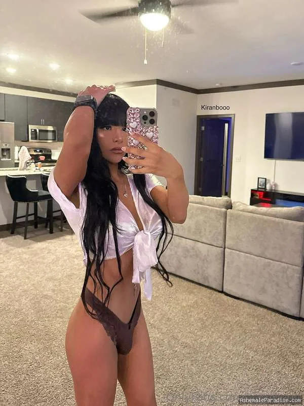 kiranbooo — kiranbooo — 21 fotos — OnlyFans Photos