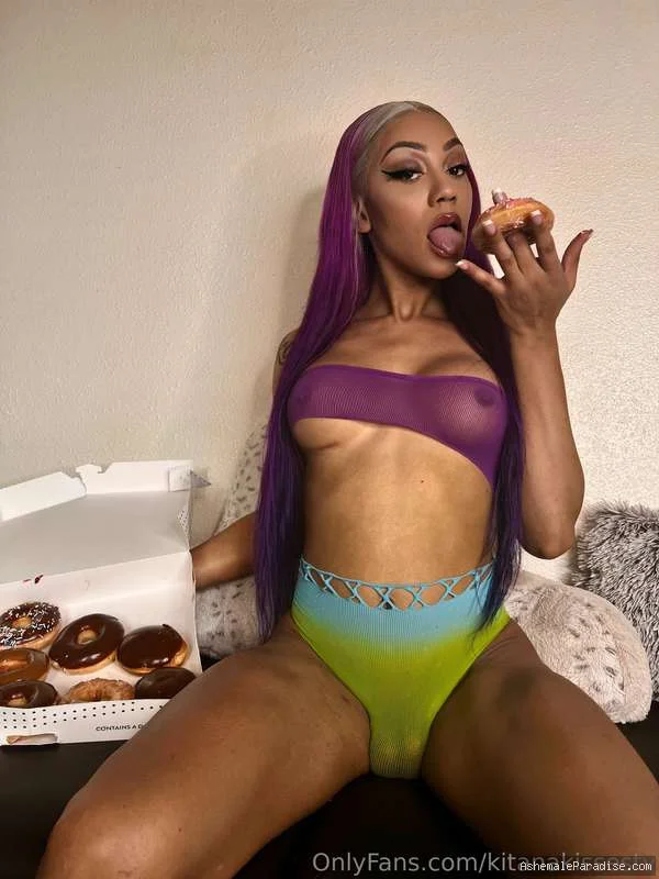 Kitana Kisses — Kitana Kisses — 15 fotos — OnlyFans Photos
