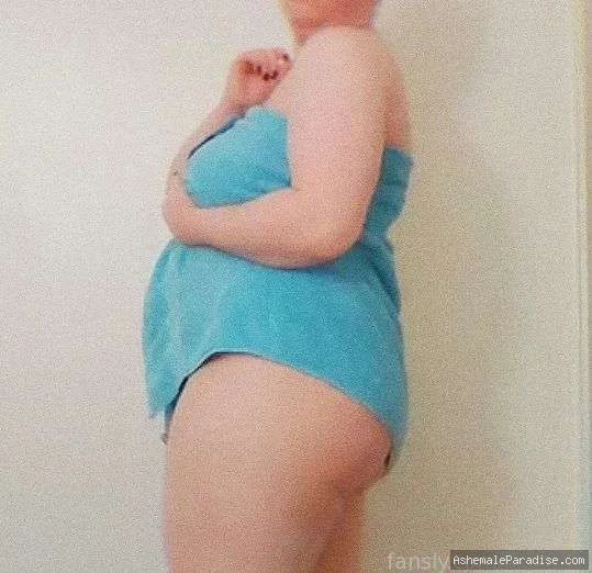 Kitty Bell — Kitty Bell — 34 fotos — OnlyFans Photos