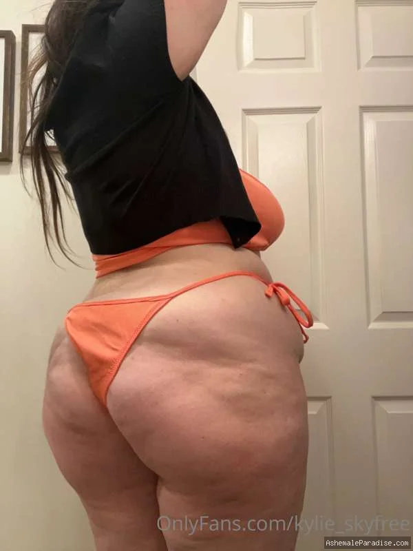 Kylie Sky — Kylie Sky — 22 fotos