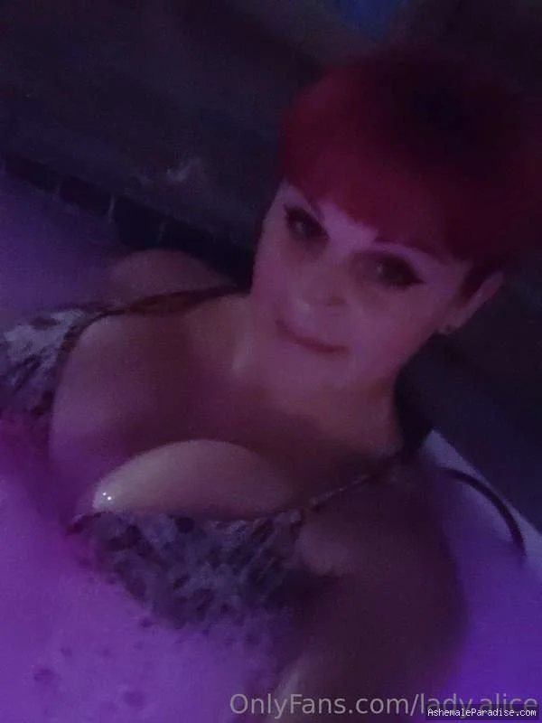 Lady Alice — Lady Alice — 32 fotos — OnlyFans Photos