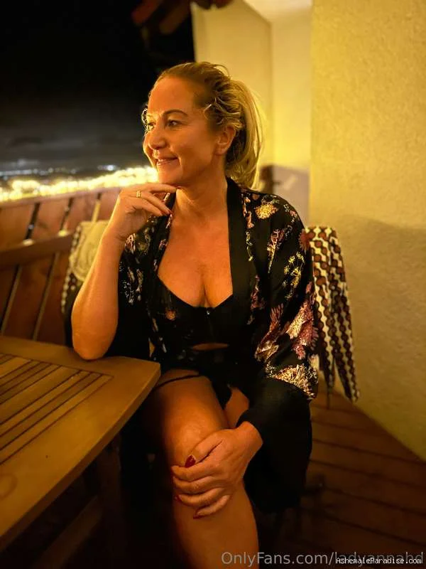 Lady Ann — Lady Ann — 35 fotos — OnlyFans Photos