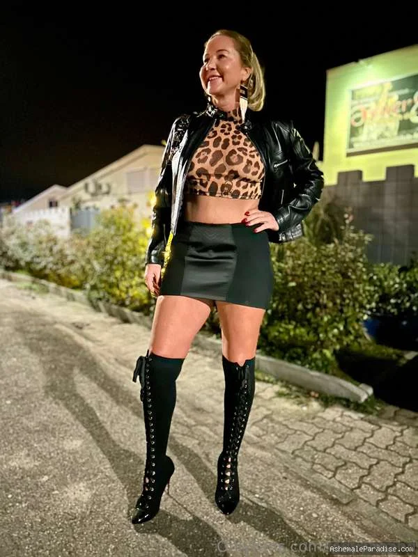 Lady Ann — Lady Ann — 35 fotos — OnlyFans Photos