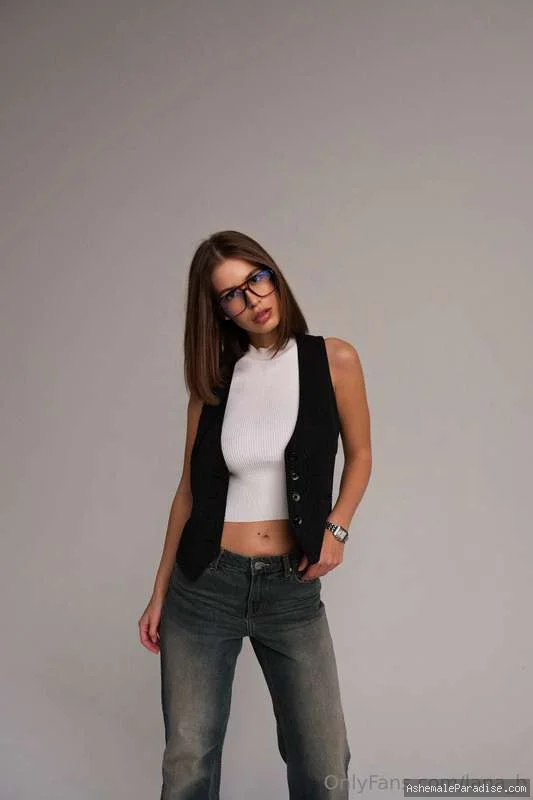 Lanah Frias — Lanah Frias — 90 fotos