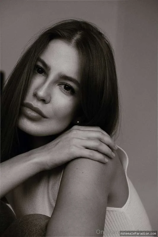 Lanah Frias — Lanah Frias — 90 fotos