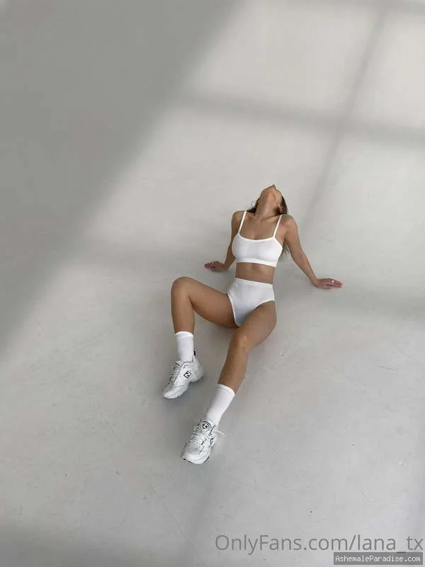 Lanah Frias — Lanah Frias — 90 fotos