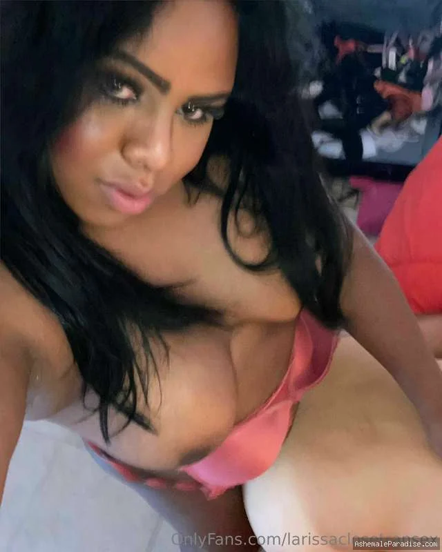 Larissa Close — Larissa Close — 34 fotos — OnlyFans Photos