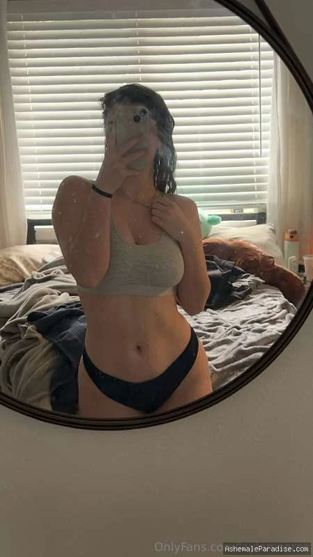 Layla Amorim — 11 fotos