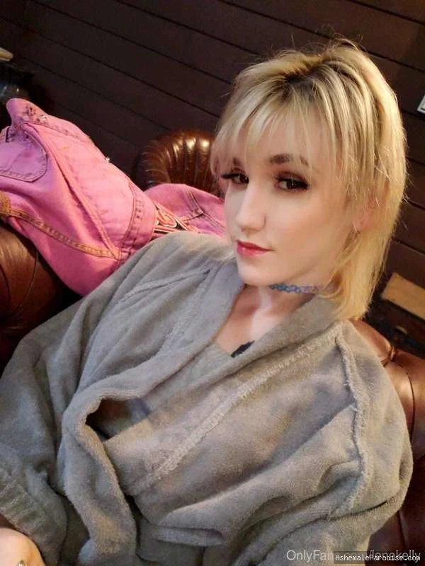 Lena Moon — Lena Moon — 26 fotos — OnlyFans Photos