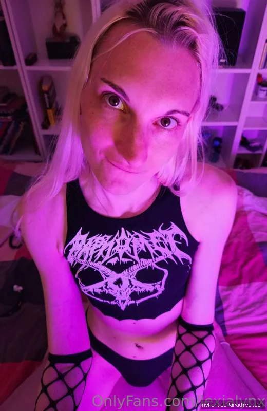 Lexia Lynx — Lexia Lynx — 34 fotos — OnlyFans Photos