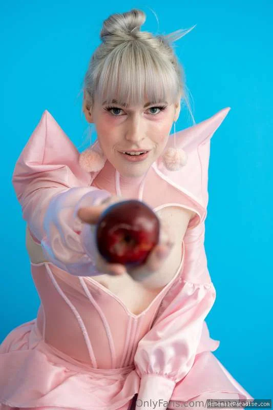 Lianna Lawson — Lianna Lawson — 100 fotos