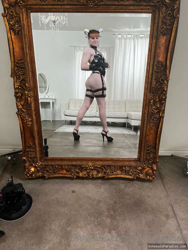 Lianna Lawson — Lianna Lawson — 100 fotos