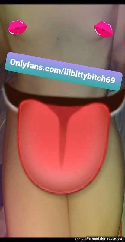 Lil Bit — Lil Bit — 36 fotos — OnlyFans Photos