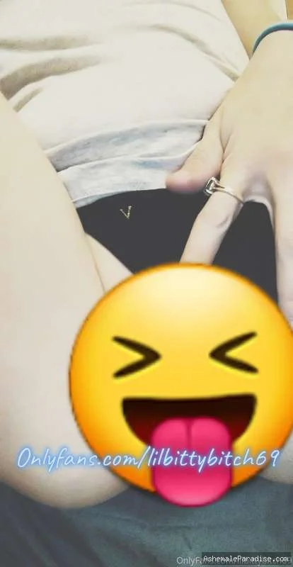 Lil Bit — Lil Bit — 36 fotos — OnlyFans Photos
