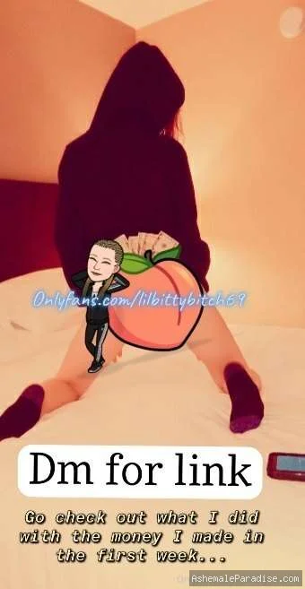 Lil Bit — Lil Bit — 36 fotos — OnlyFans Photos