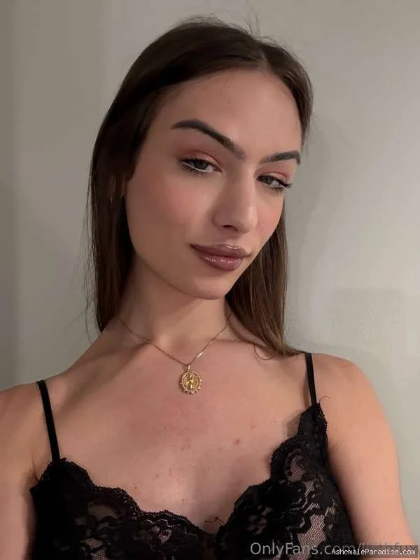 Lilith Fux — Lilith Fux — 35 fotos — OnlyFans Photos