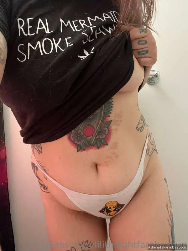 Lilith Night — Lilith Night — 33 fotos — OnlyFans Photos