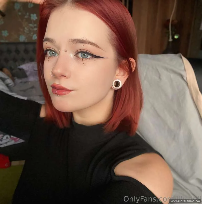 Lily Doll — 33 fotos