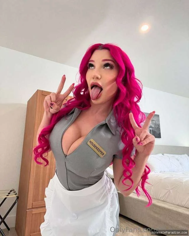 Lily Lou — 100 fotos