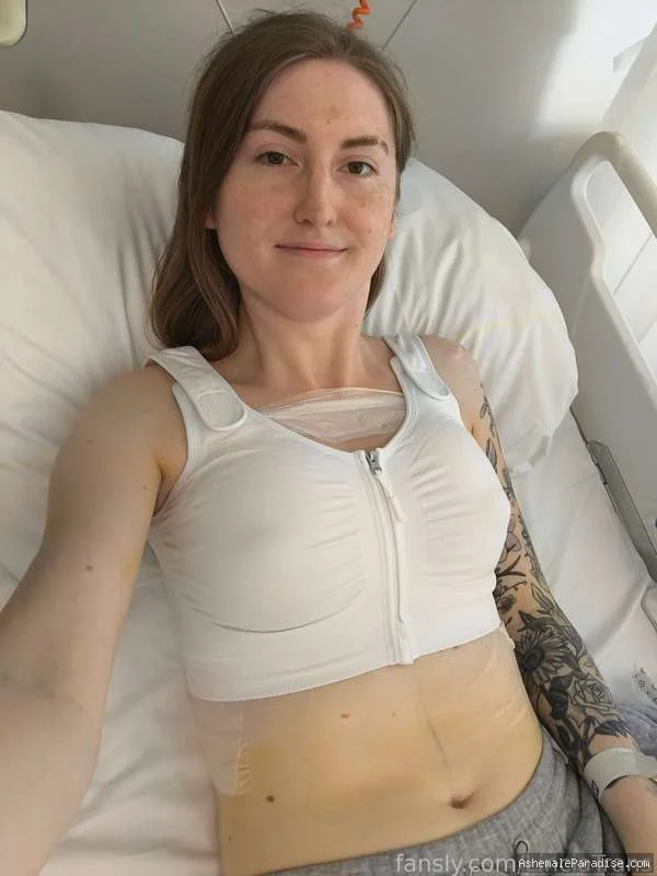 Lincia VanSay — Lincia VanSay — 35 fotos — OnlyFans Photos