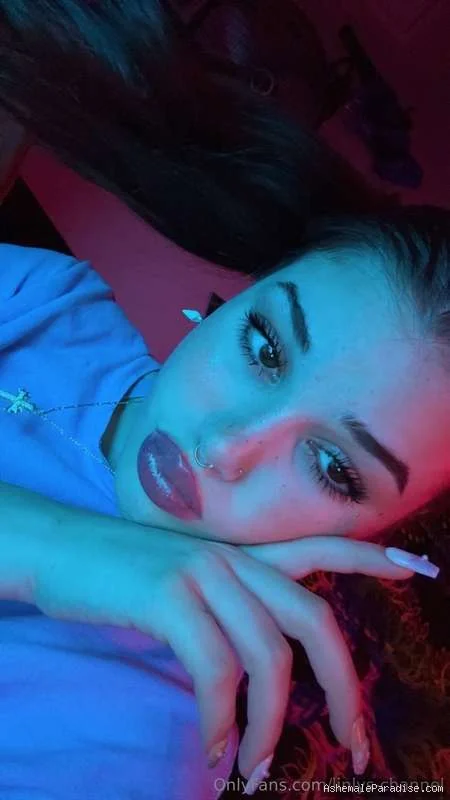 Linly — Linly — 34 fotos — OnlyFans Photos