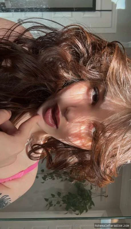Linly — Linly — 34 fotos — OnlyFans Photos