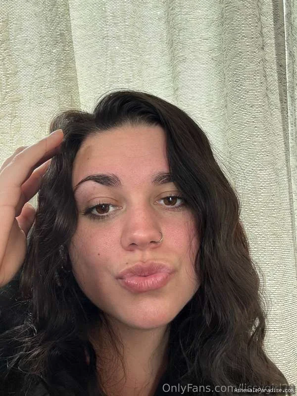 Lissy Gomez — 36 fotos