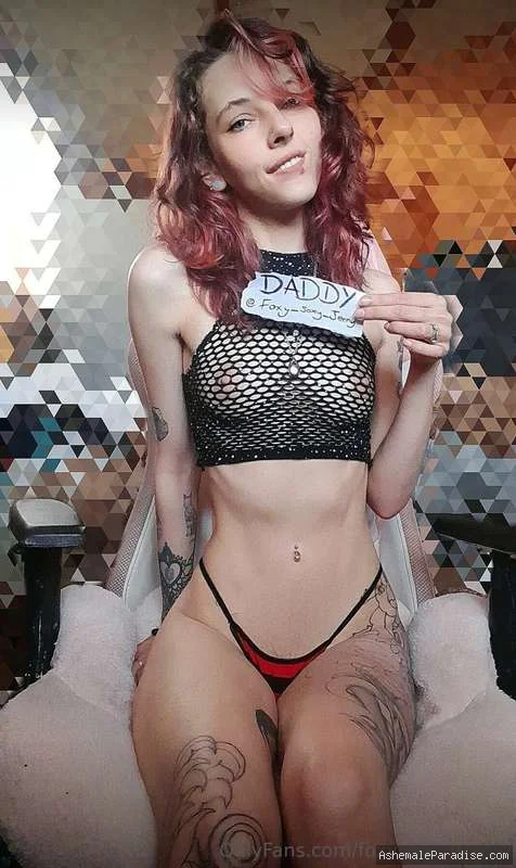 Lola Crystals — Lola Crystals — 20 fotos — OnlyFans Photos
