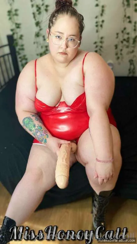 Lola Love — Lola Love — 34 fotos — OnlyFans Photos