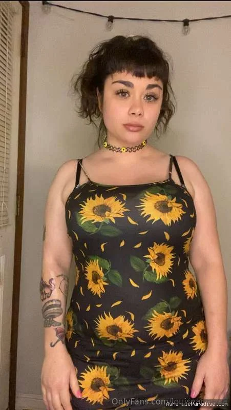 Louise — Louise — 32 fotos — OnlyFans Photos