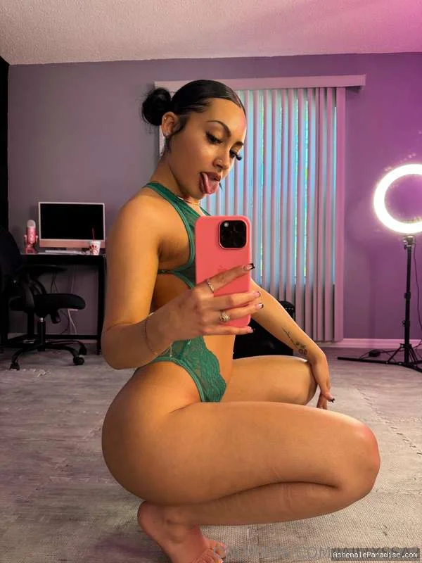 lovedoll — lovedoll — 10 fotos — OnlyFans Photos