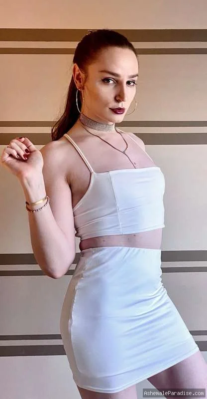 Lucia Maya — Lucia Maya — 33 fotos — OnlyFans Photos