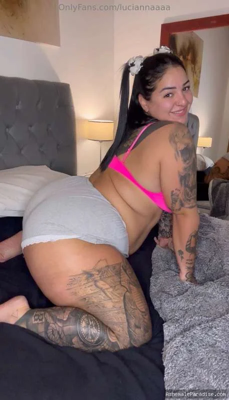 Lucia — Lucia — 34 fotos — OnlyFans Photos
