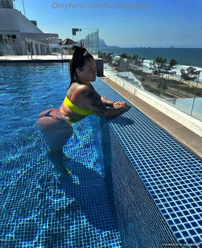 Lucia — Lucia — 34 fotos — OnlyFans Photos