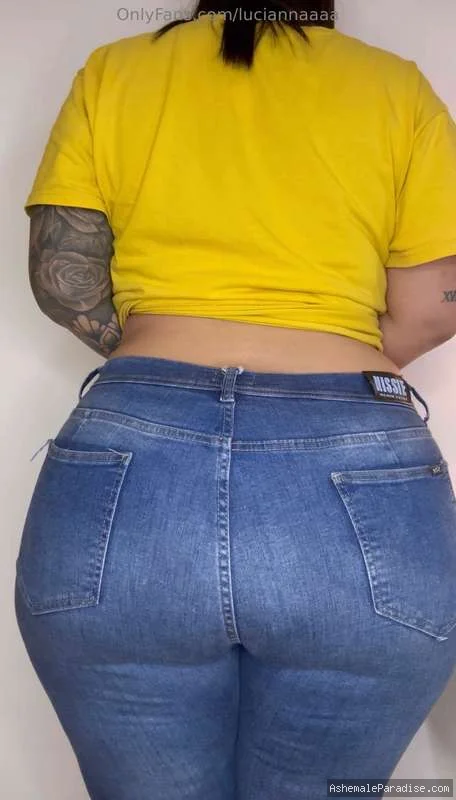 Lucia — Lucia — 34 fotos — OnlyFans Photos