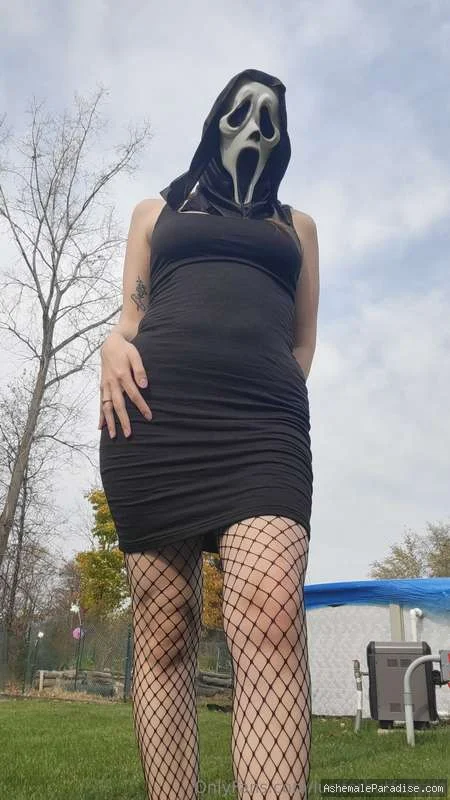 Lucifer — Lucifer — 34 fotos — OnlyFans Photos