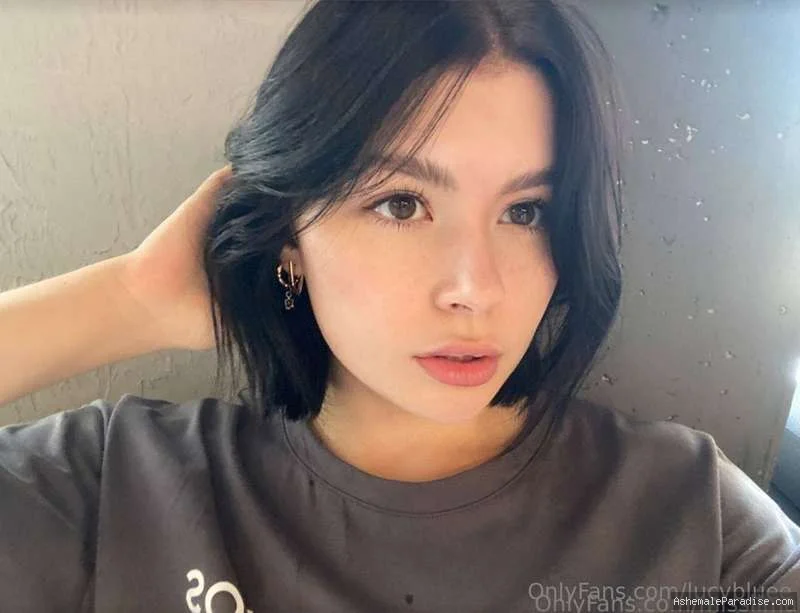 Lucy Blue — Lucy Blue — 36 fotos — OnlyFans Photos