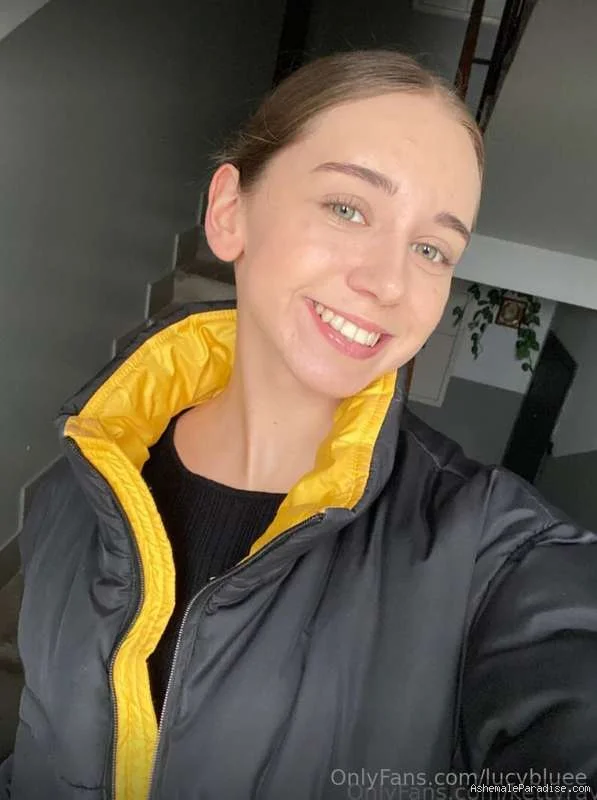 Lucy Blue — Lucy Blue — 36 fotos — OnlyFans Photos