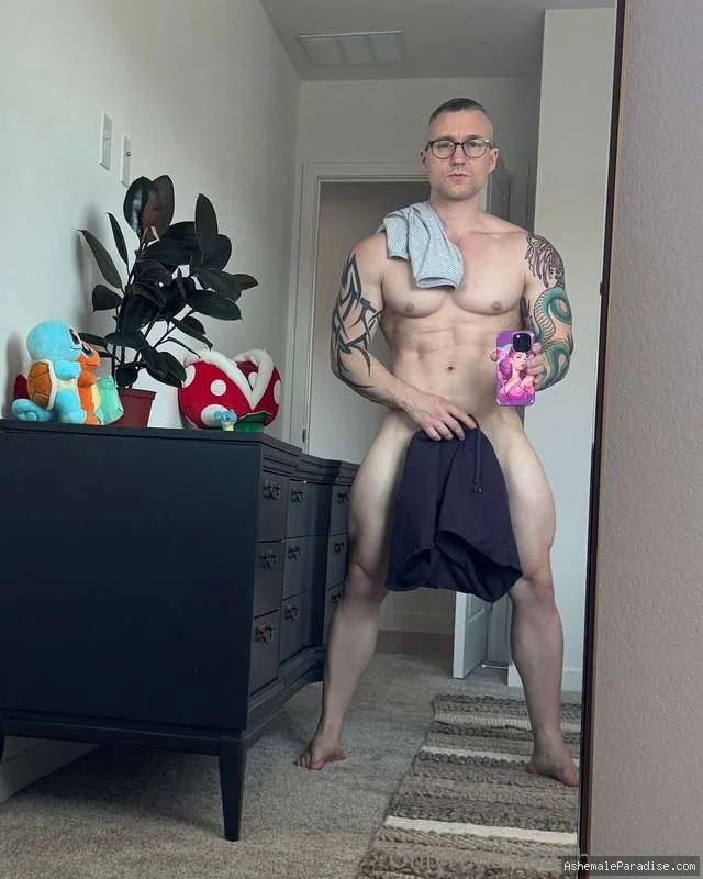 Lucy Hart — Lucy Hart — 34 fotos — OnlyFans Photos