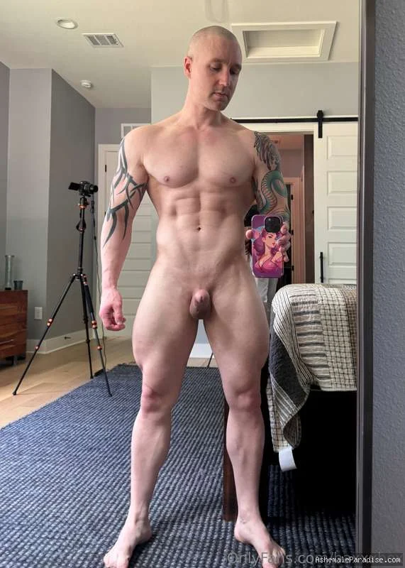 Lucy Hart — Lucy Hart — 34 fotos — OnlyFans Photos