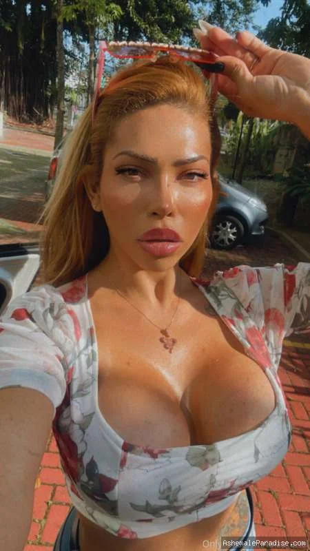 Luiza Ariel — Luiza Ariel — 20 fotos