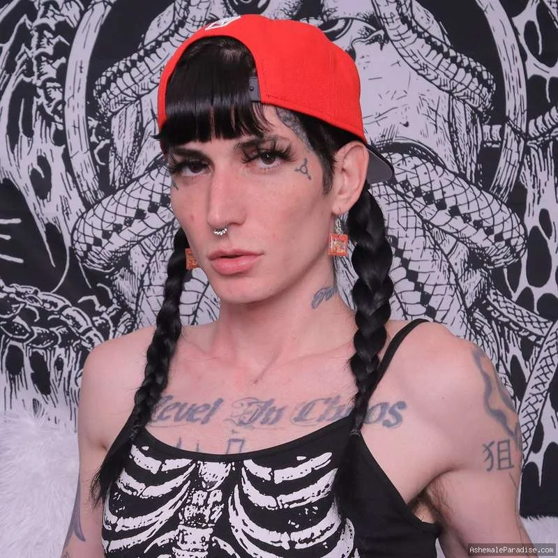 Luna Nyx — Luna Nyx — 30 fotos — OnlyFans Photos