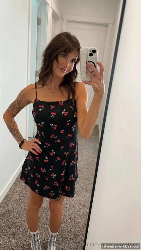 Maia Monroe — Maia Monroe — 34 fotos — OnlyFans Photos